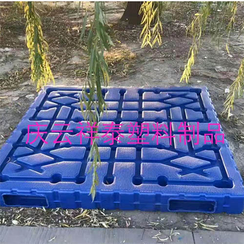 厂家供应四面进叉塑料托盘，吹塑托盘，方便、结实、耐用