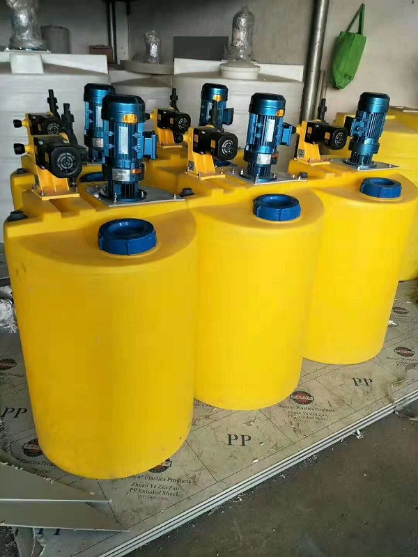 200升300升400升塑料桶，加药箱塑料桶