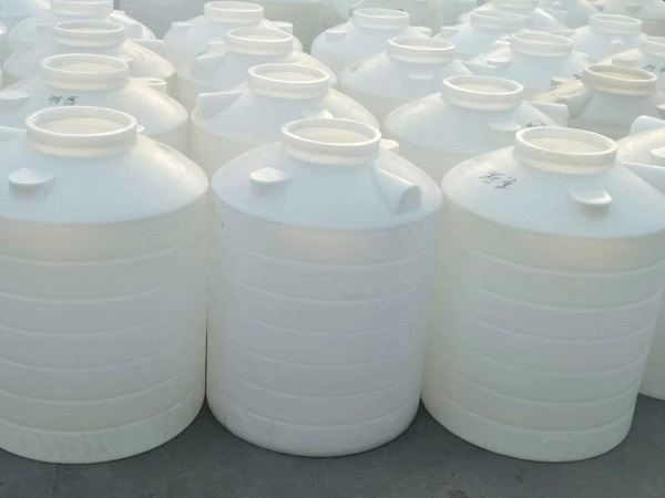 1吨塑料桶，1吨塑料水塔