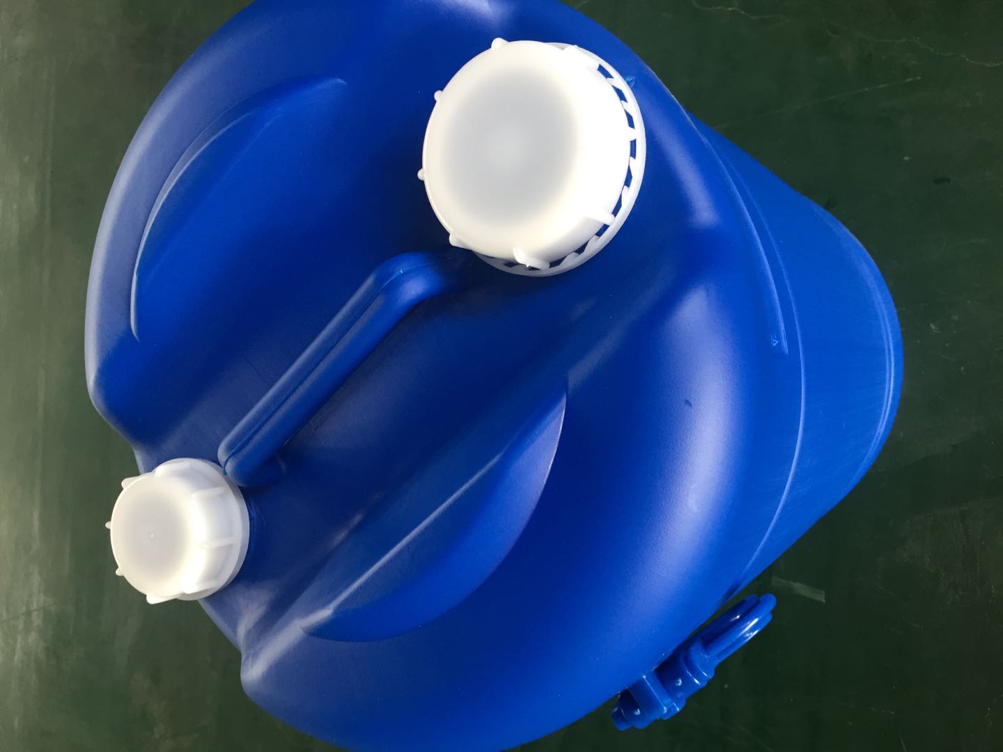 60升双口塑料桶，60升塑料桶